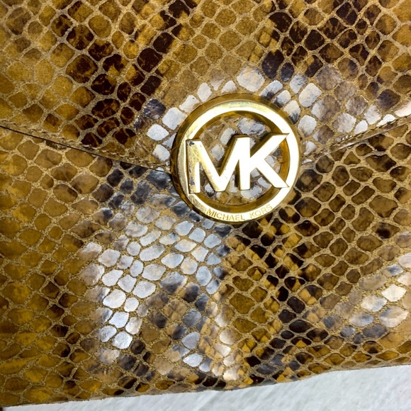 Michael Kors python print bag - Picture 3 of 14